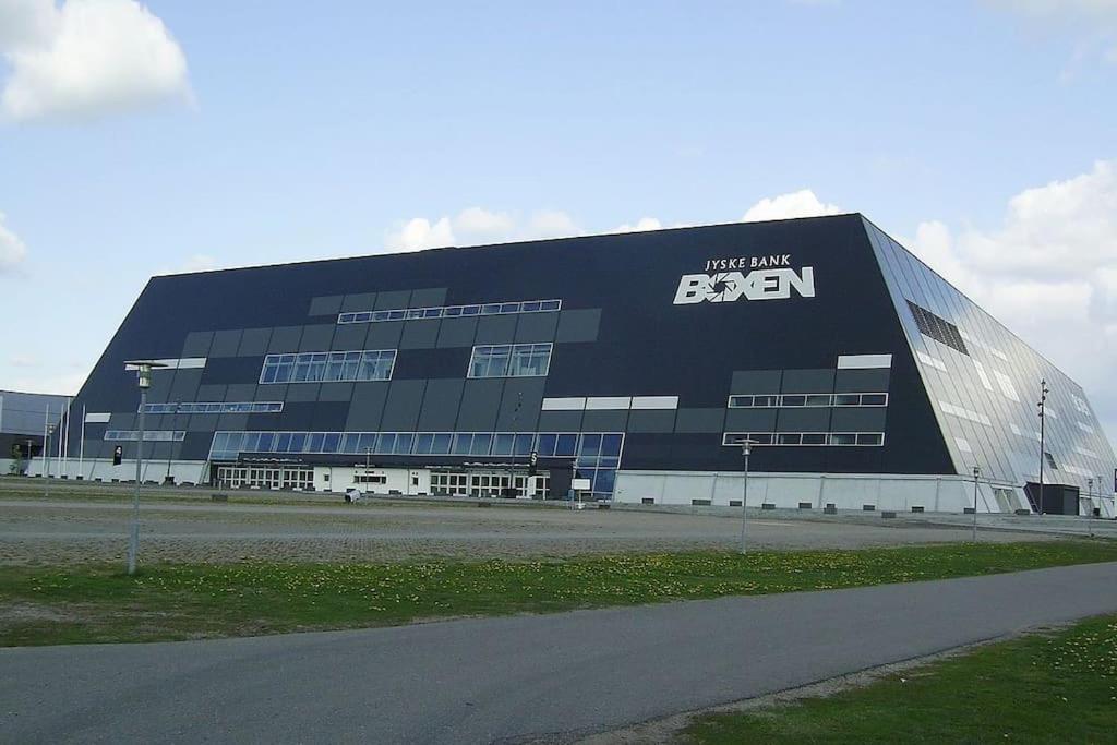 170 M2 Stort Hus Taet Pa Centrum, Mch Og Boxen แฮร์นิง ภายนอก รูปภาพ